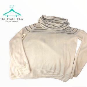 New York & Company White Turtleneck Sweater S-2
